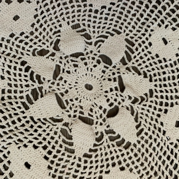 Doily - Picture 4 of 4